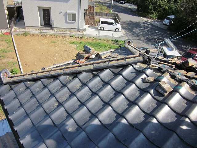 繊細な技術が要求される積み直し工事